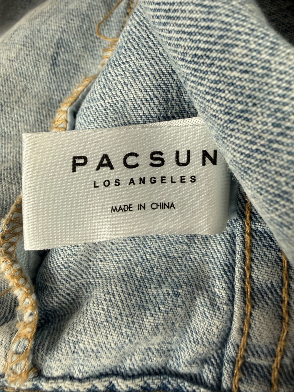 PacSun Relaxed Denim Trucker Jacket Light Wash Women’s Medium EUC - Picture 5 of 6